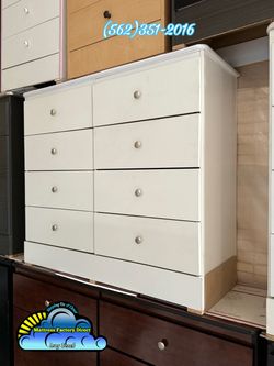 White eight drawer dresser with rails cajonera Comoda