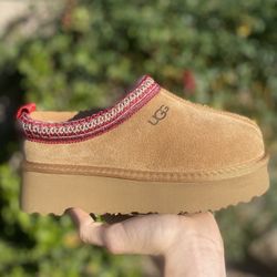 Ugg Tazz II Women’s Slippers shoe  Size : 7.5 