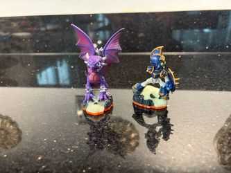 2 Skylanders Giants Figures Series 2 Cynder & Chop Chop