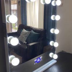 Vanity Mirror With Bluetooth 