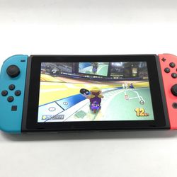 NINTENDO Switch HAC-001(-01) with Doc Station