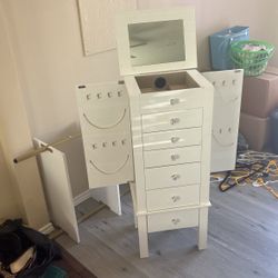 Jewlery / Makeup vanity Side Stand 