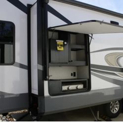 2022 Highland ridge Roamer fifth