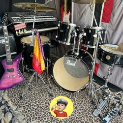🔥 Pearl “FORUM” Drum Set w/NEW Cymbals
