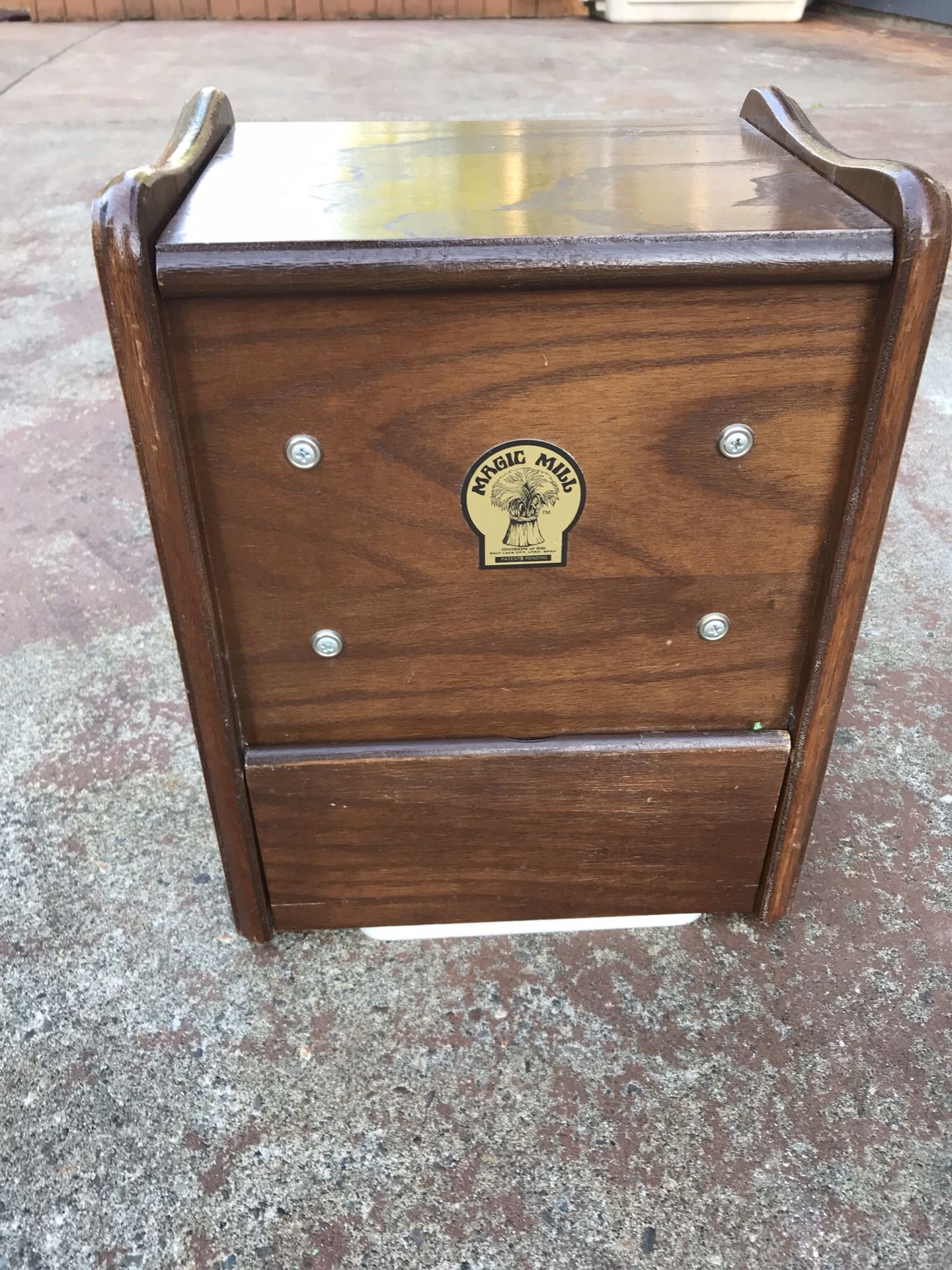 Magic Mill Wheat Grinder for Sale in Mill Creek, WA OfferUp