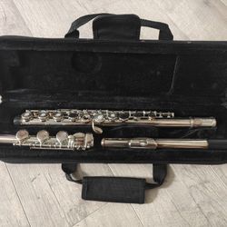 USED - Mendini Flute 50$