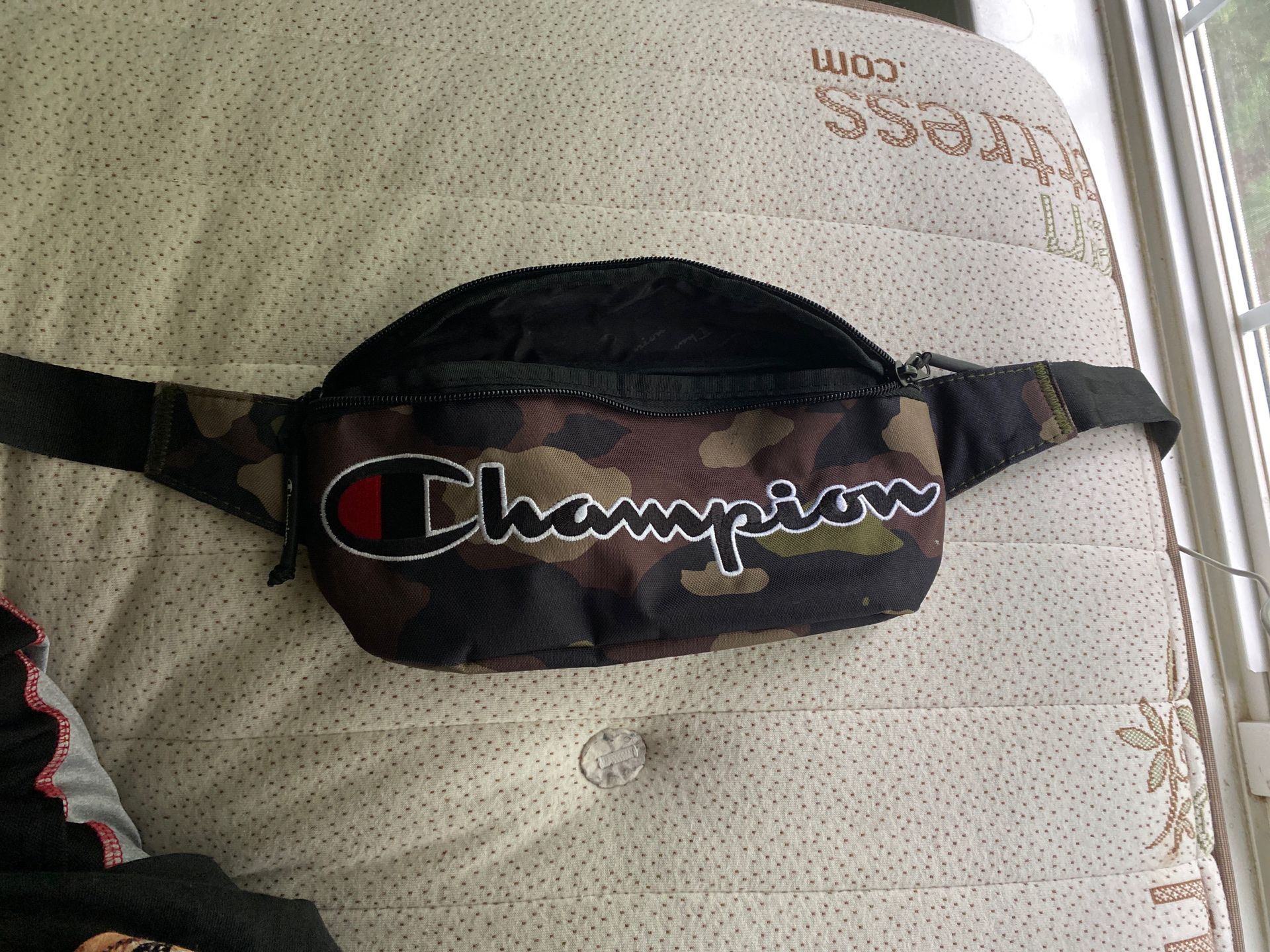 Camo Champion Fanny pack