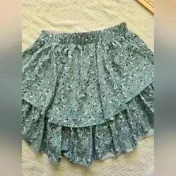 SIMPLEE  skirt size small 