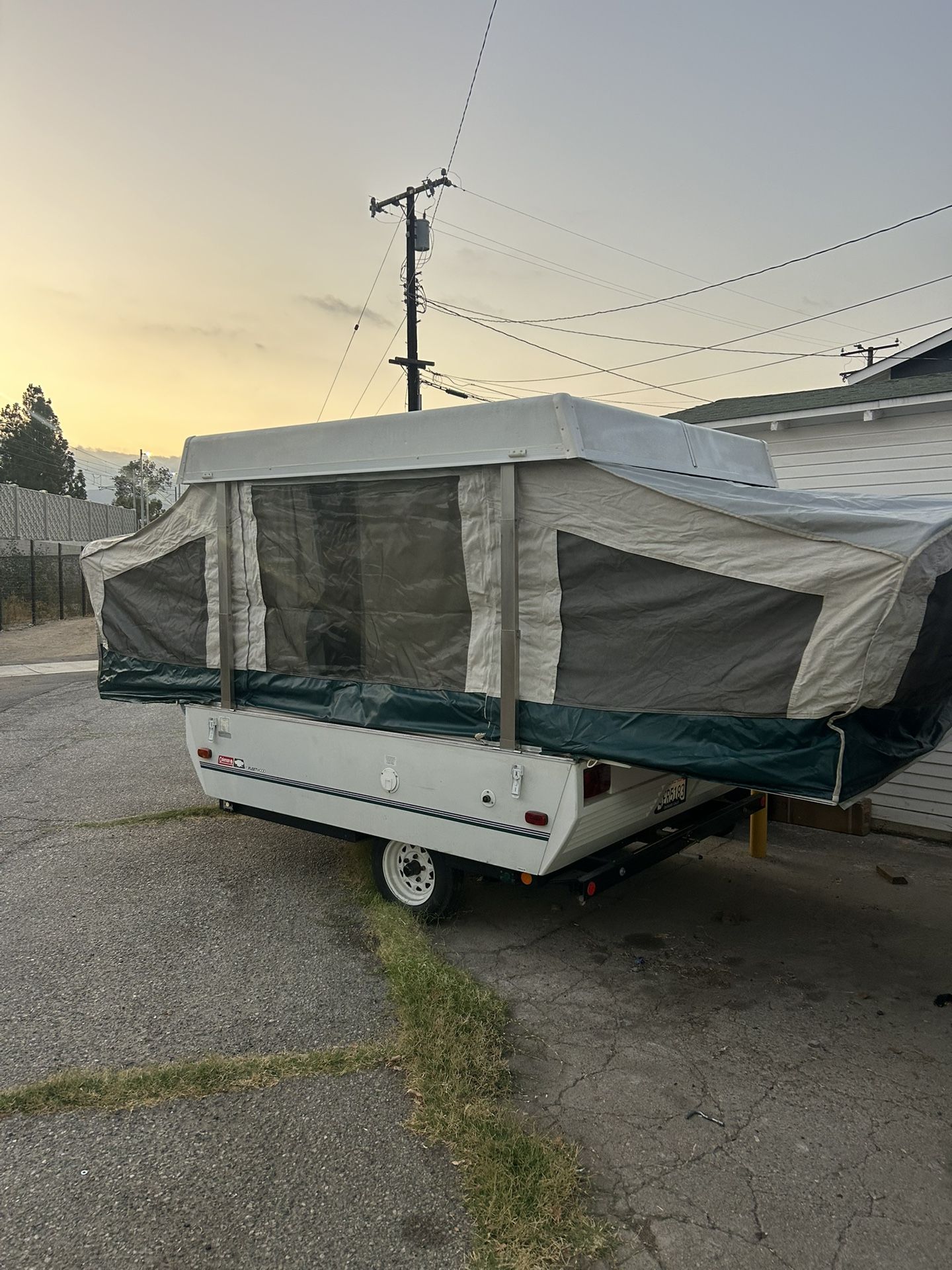 Pop Up Camper