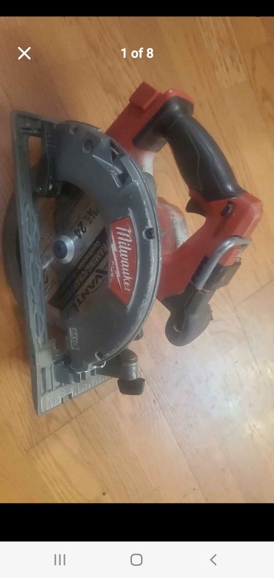 Milwaukee 18V Fuel Cordless Brushless 7_1/4" Circular Saw