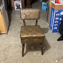 Small Chair - Sewing Or Decorative 
