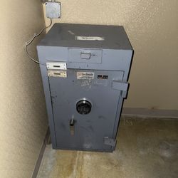 Heavy Duty Electronic Floor Safe