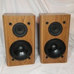 KLH SPEAKERS - REFERENCE SPEAKERS MODEL 206
