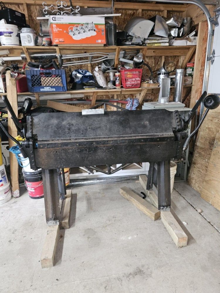 Dobladora para hacer ductos de aire acondicionado