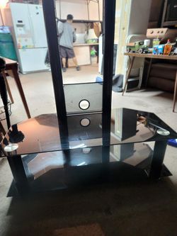 Black Metal/glass Tv Stand