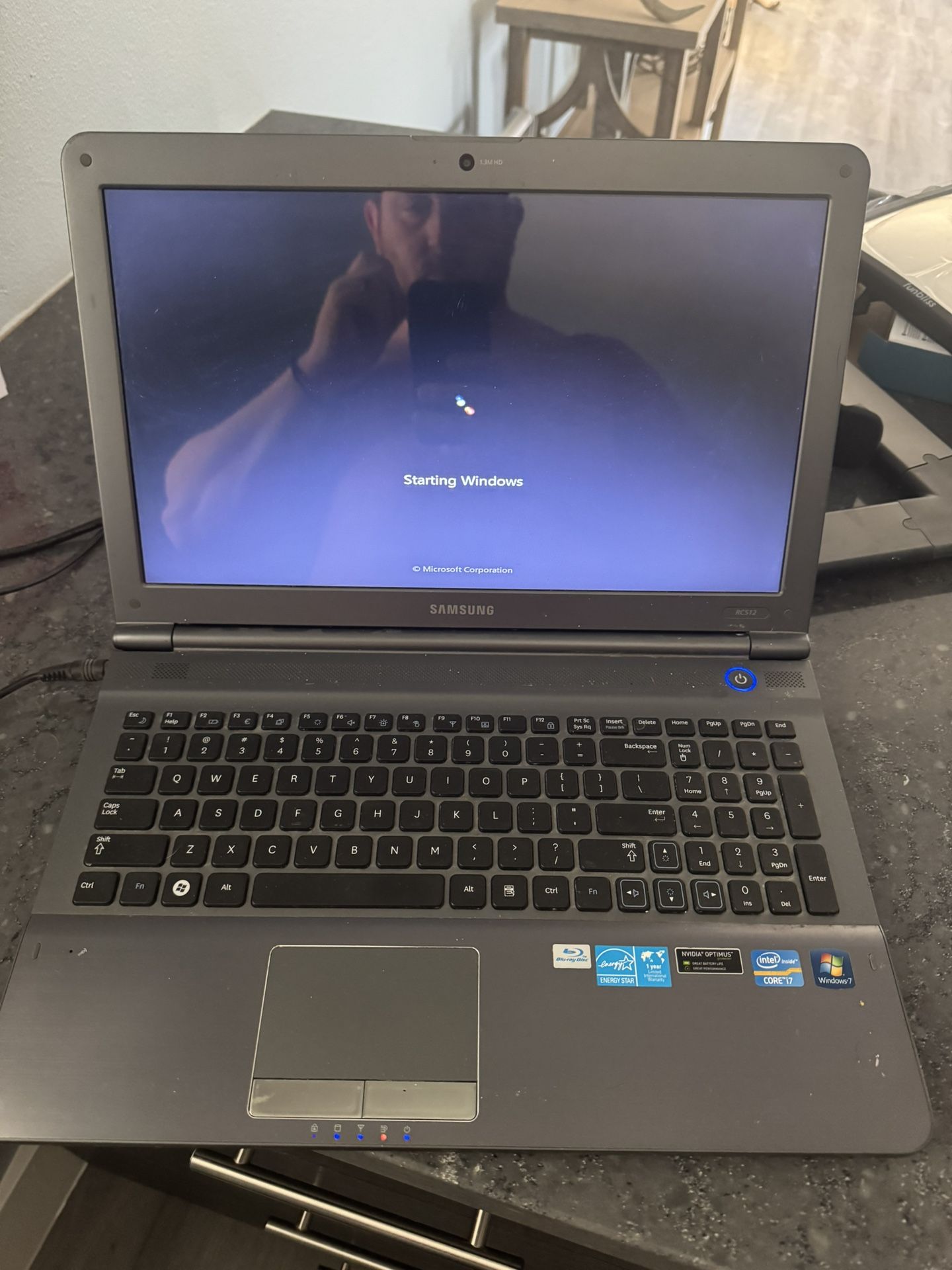Selling Samsung Laptop