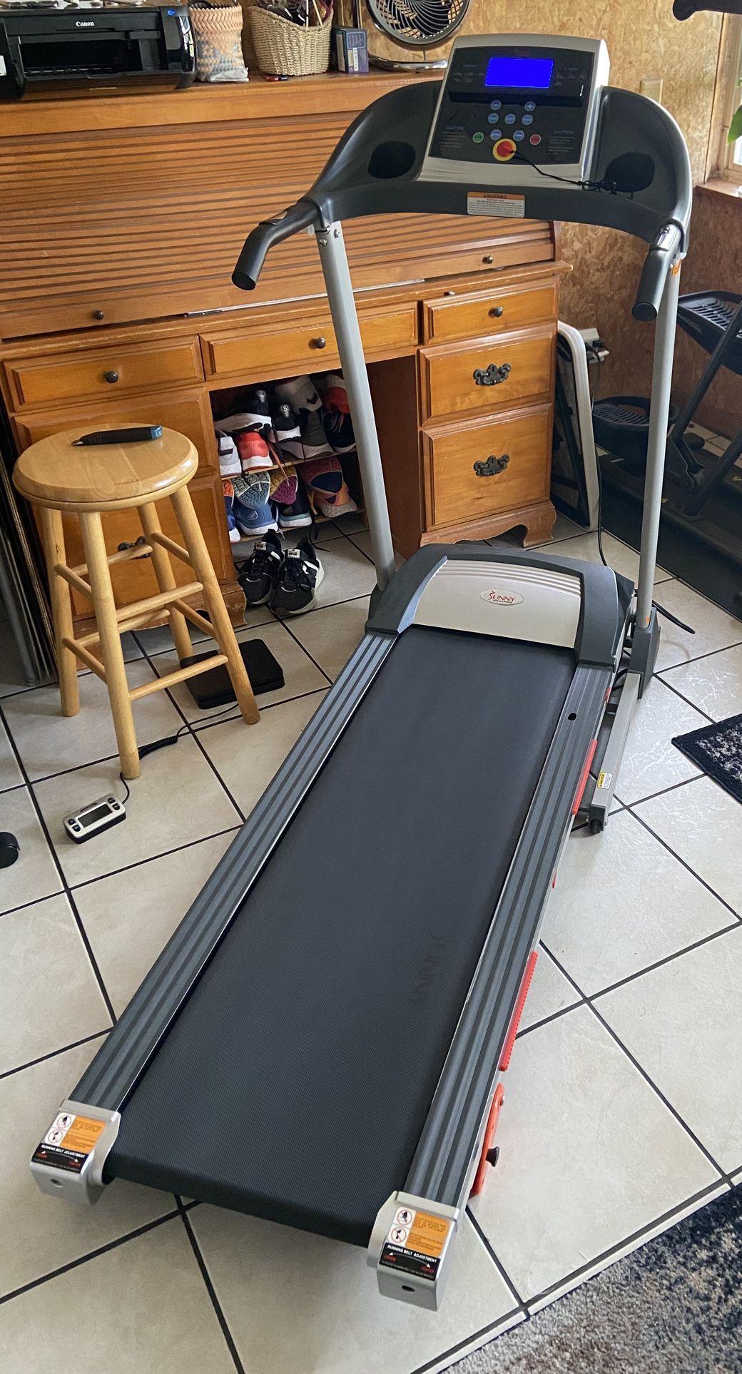 Sunny Health & Fitness Treadmill SF-T4400 Used