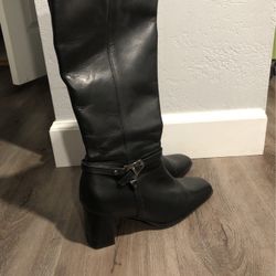 Square toed Boots