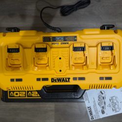 Dewalt Battery Charger 4-Port 