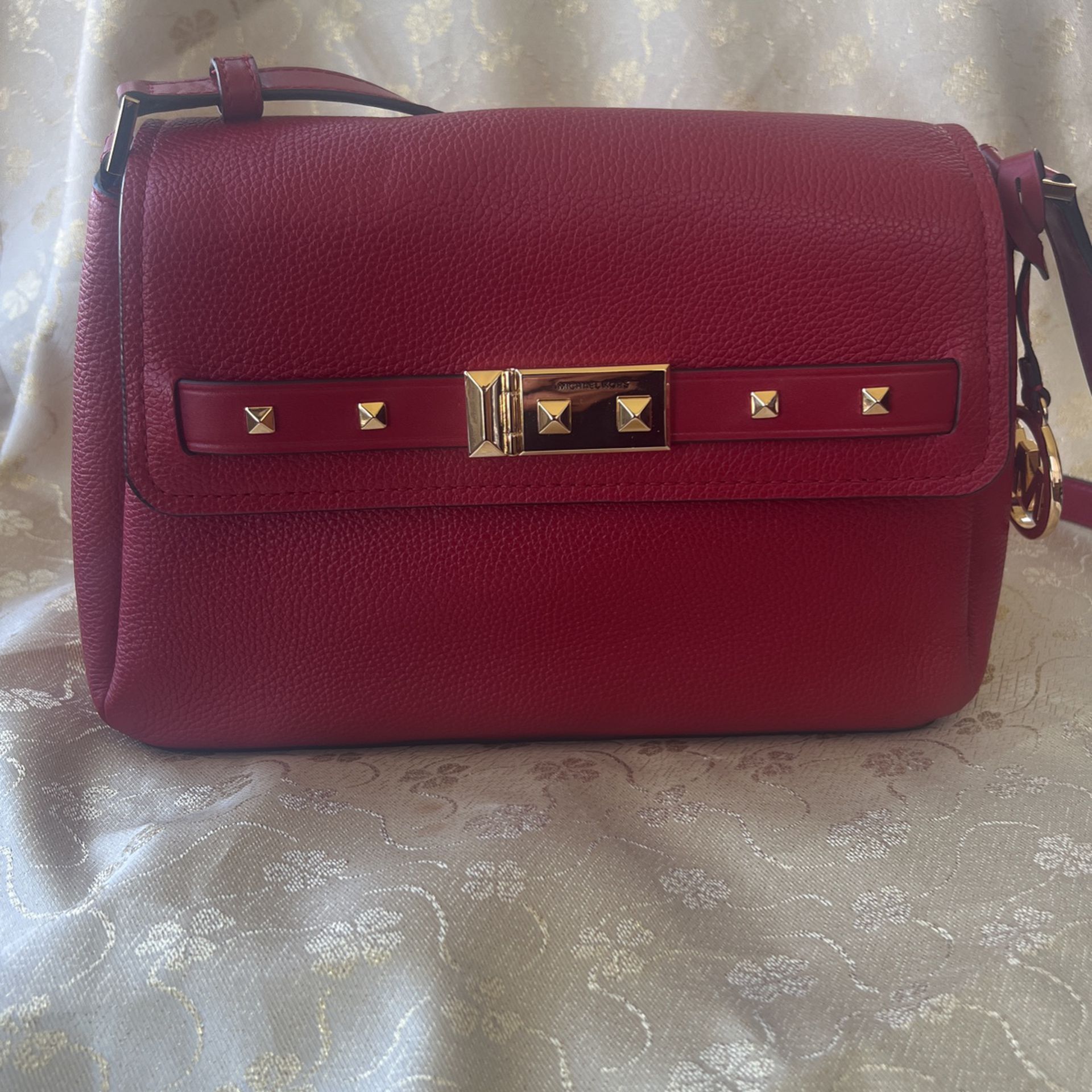 Red Leather Michael Kors Cross Body Bag For Women Excellent Condition