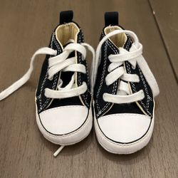 white soft sided converse size 3