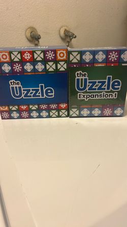 Uzzle puzzle game set