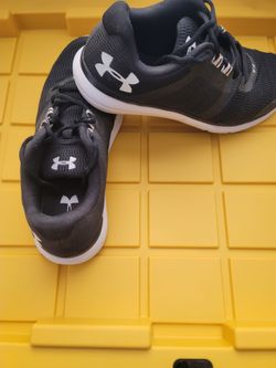 Women's Size 10 Under Armour Shoes