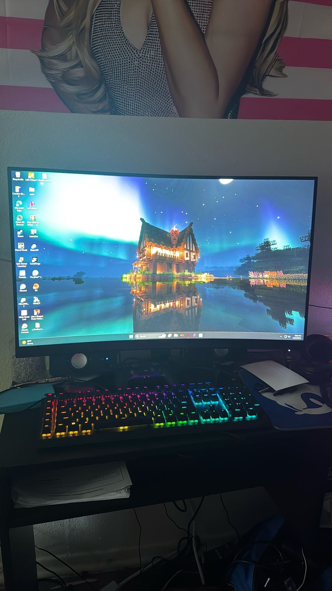 Curved Monitor MSI