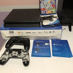 PlayStation 4 Like New   
