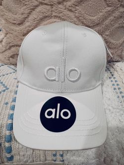 Alo Yoga White Baseball Cap
