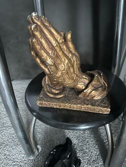 Gold Praying Hands Decorative Figurine