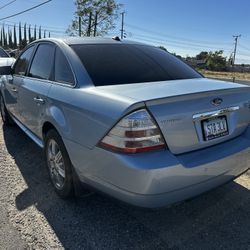 2008 Ford Taurus