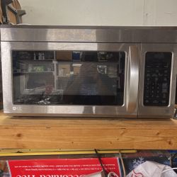 LG Over The Oven Microwave 