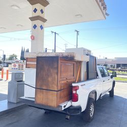 Levantamos, basura-muebles-escombros