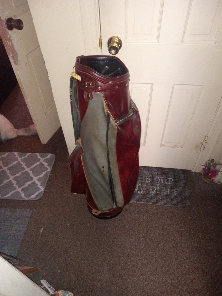 Golf Bag Good Condition $13.00