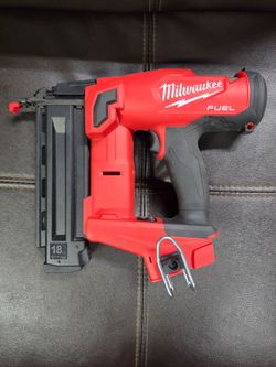 Milwaukee M18 FUEL Gen II 18 Gauge Brad Nailer (Tool-Only)