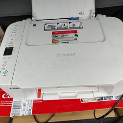 White Canon Pixma TS3722