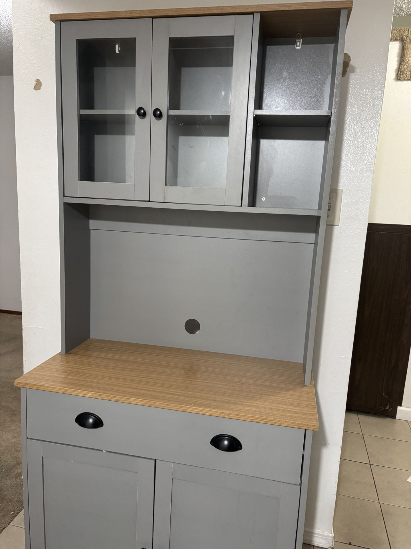 Cabinet Shelf for Microwave