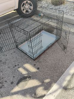 36 in collapsible dog crate (2 doors)
