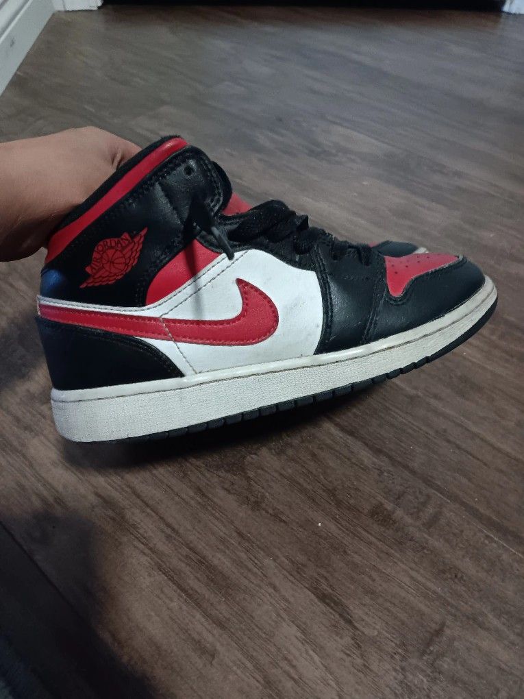 Air Jordan 1 Mid Size 4.5