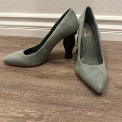 Charlotte Stone Size 7 Heels