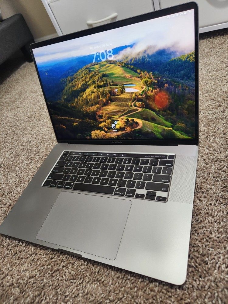 Macbook Pro 16" (Late 2019) - Rarely used
