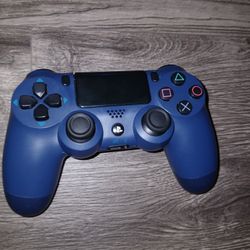 PS4 DUALSHOCK CONTROLLER