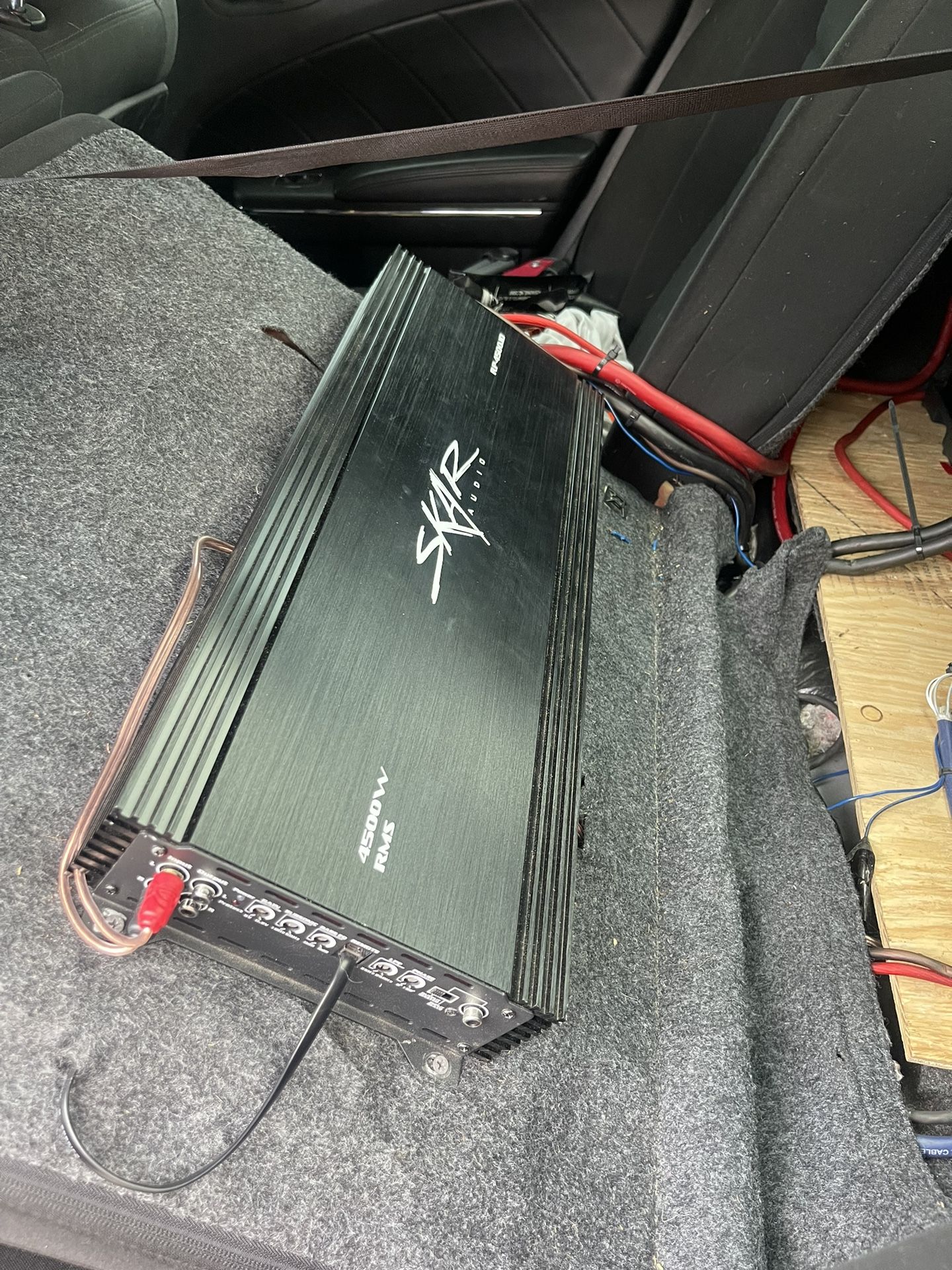 Skar Audio Amp