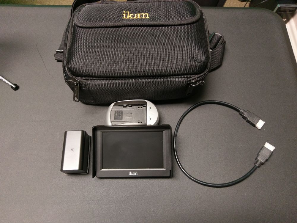 Ikan monitor for camera