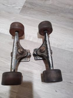 Skateboard Trucks with Wheels Set of 2