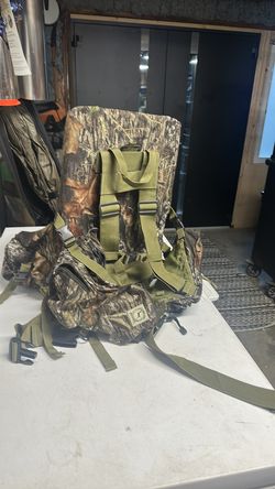 Turkey hunting pack