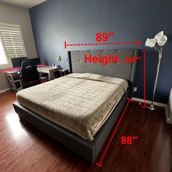 * * * * Bedroom Set * * * *