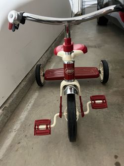 Classic Red Tricycle