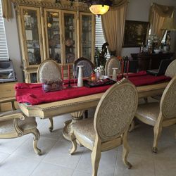 BEAR FURNITURE BERNHARDT AICO La Francaise Versaille Dinning Set